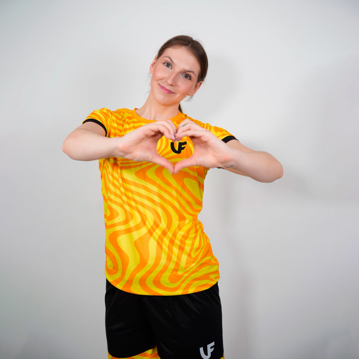 Mannequin en t-shirt de sport femme LVF - collection Break The Lines