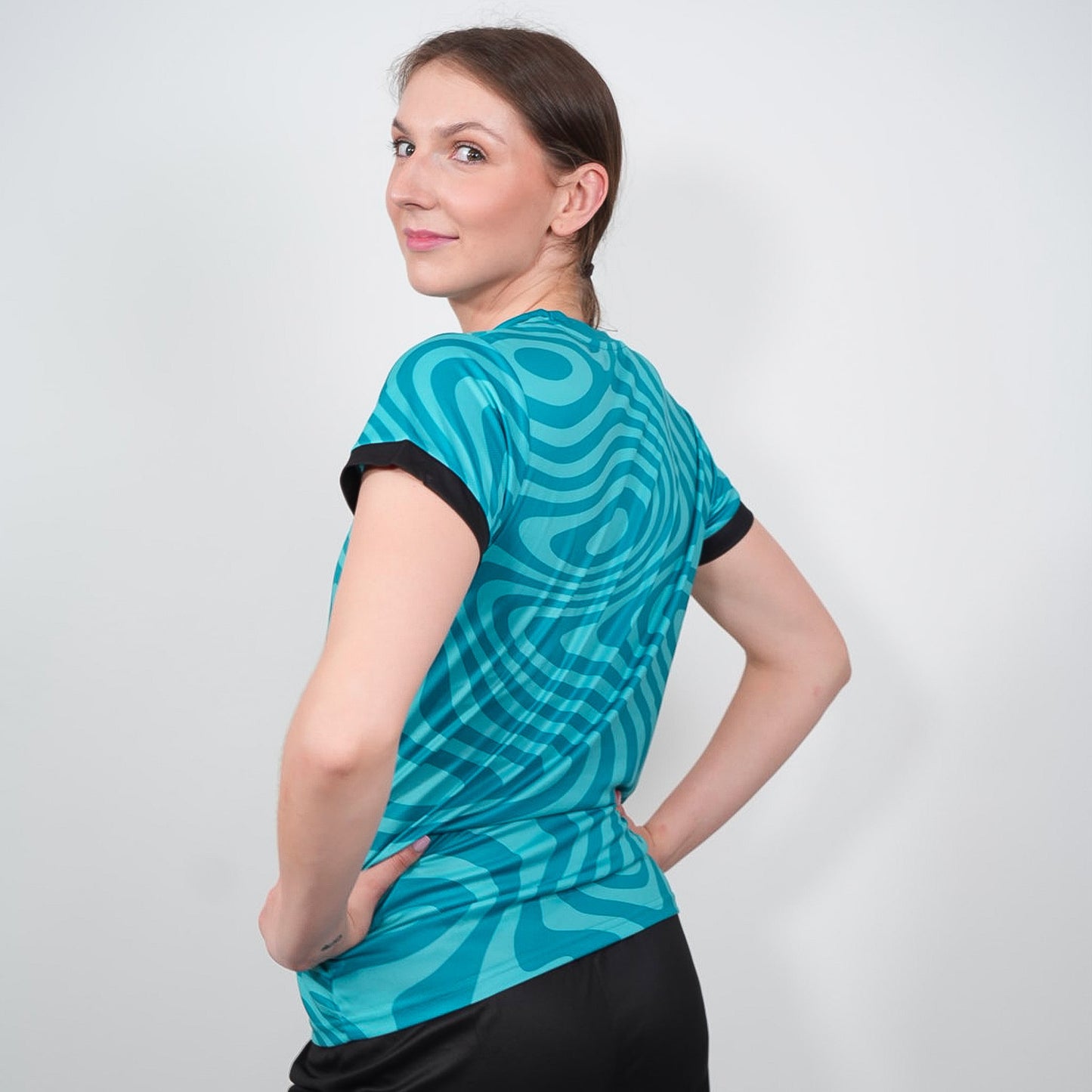 WOMEN’S T-SHIRT – "BREAK THE LINES"