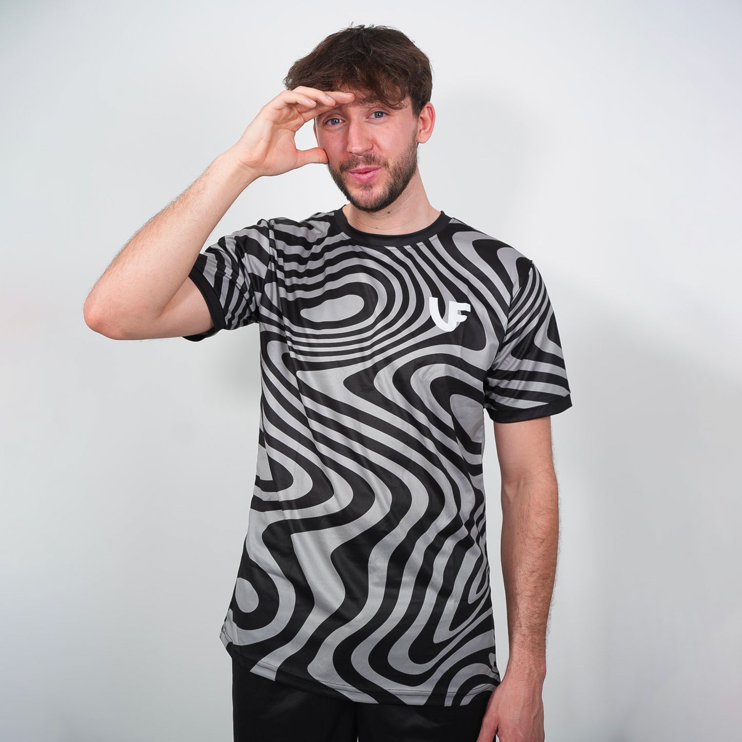 MEN’S T-SHIRT – "BREAK THE LINES"