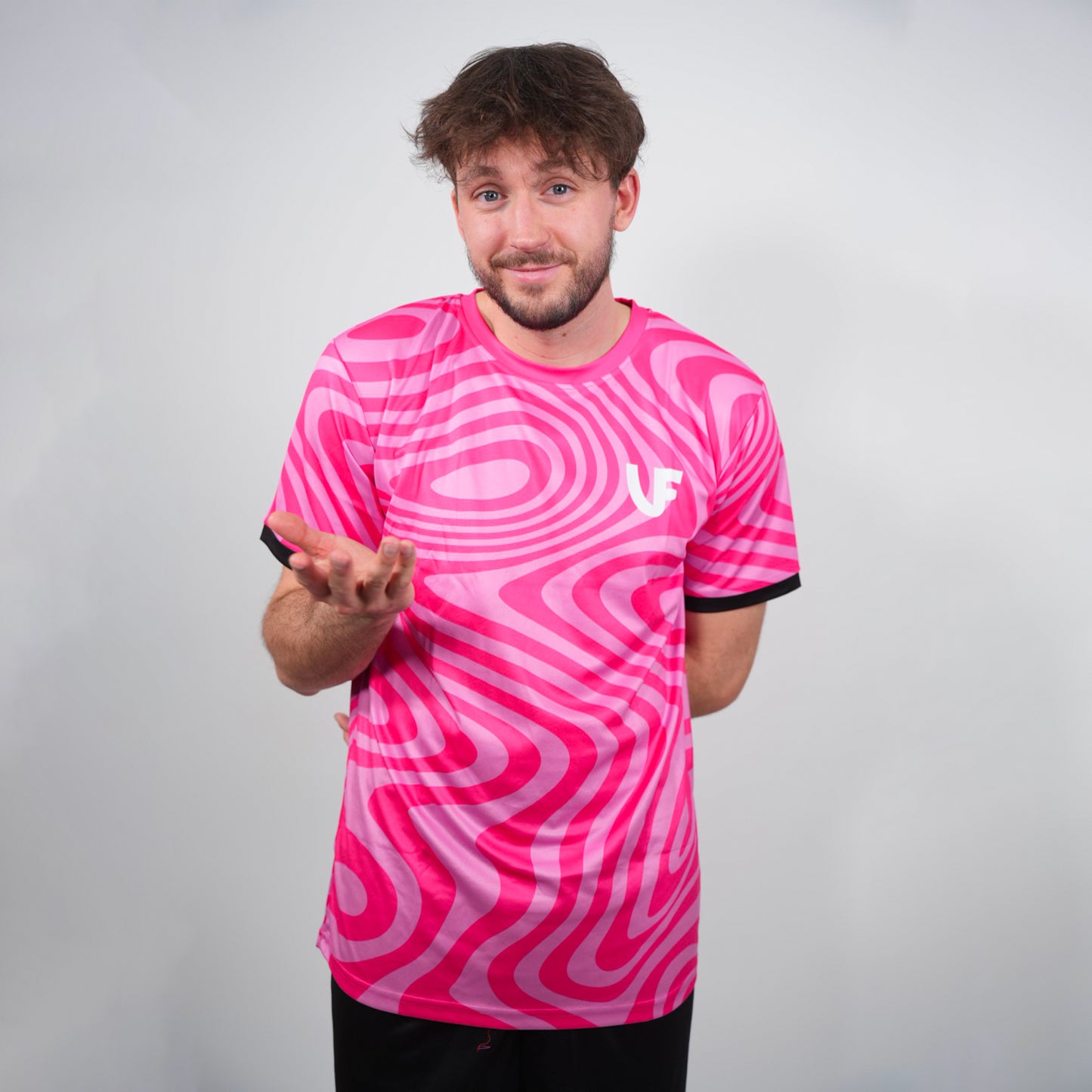 MEN’S T-SHIRT – "BREAK THE LINES"