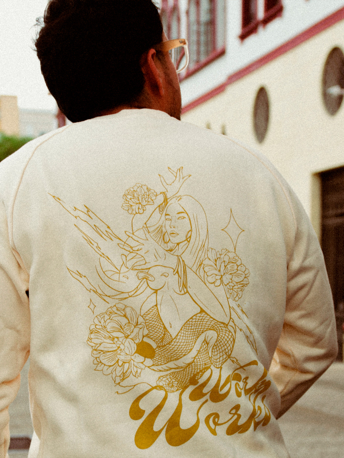 Détail motif du crewneck homme LVF - Work Works en collaboration avec un artiste
