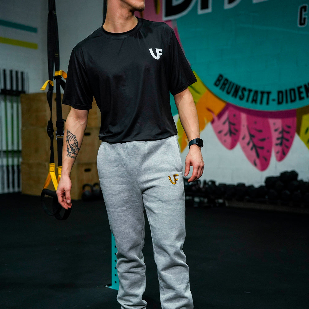 MEN'S T-SHIRT - "BASIC BLACK"