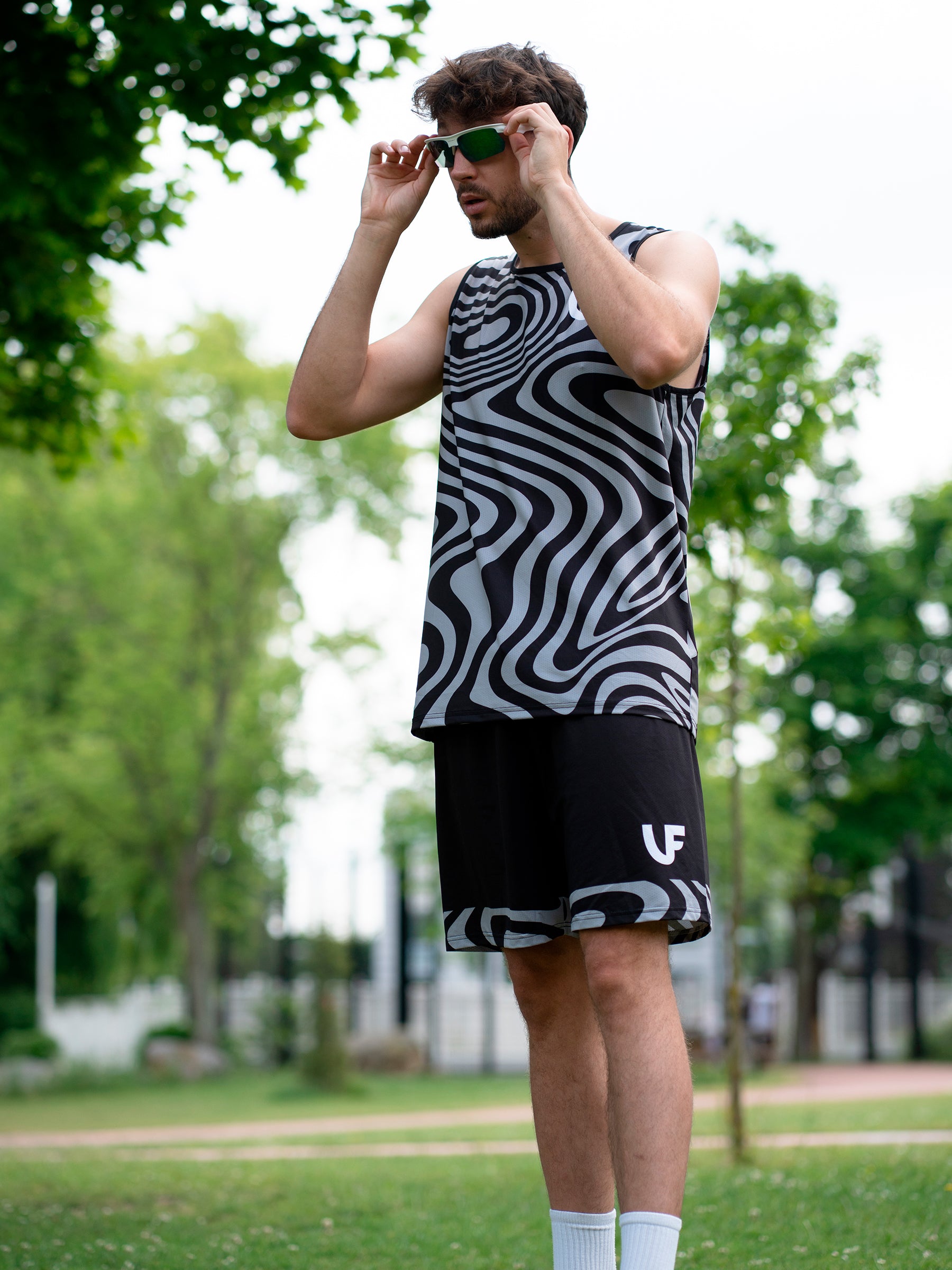 Short Sport Homme - Break The Lines
