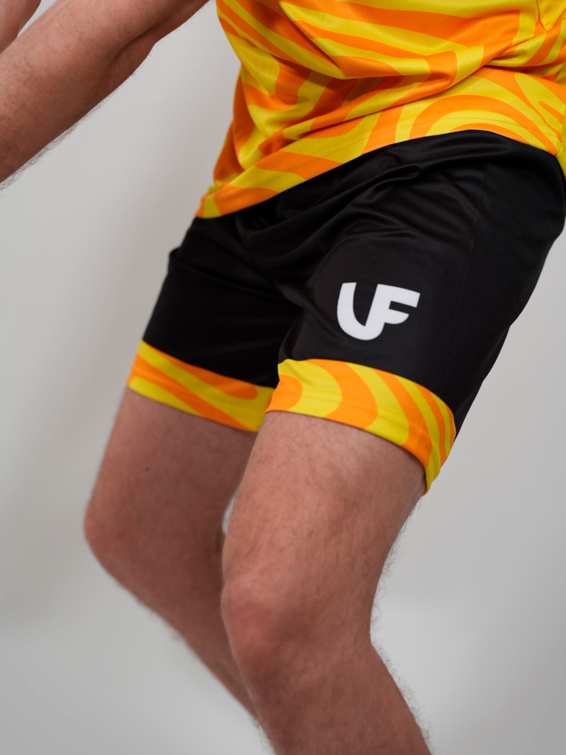 Short Sport Homme - Break The Lines