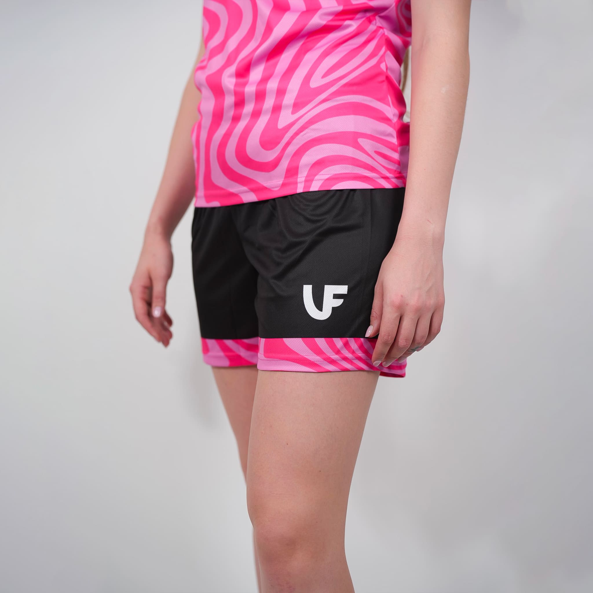 SHORT FEMME - "BREAK THE LINES"