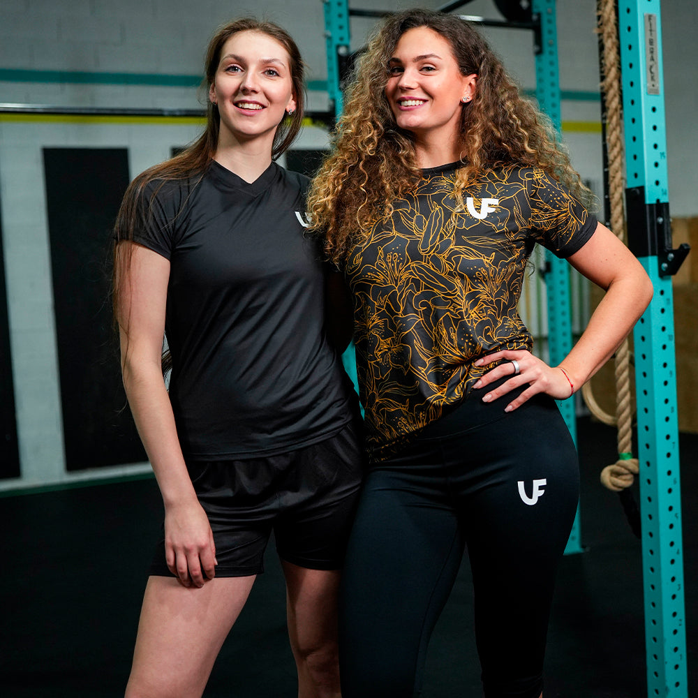 WOMEN'S SHORTS - "BASIC BLACK"