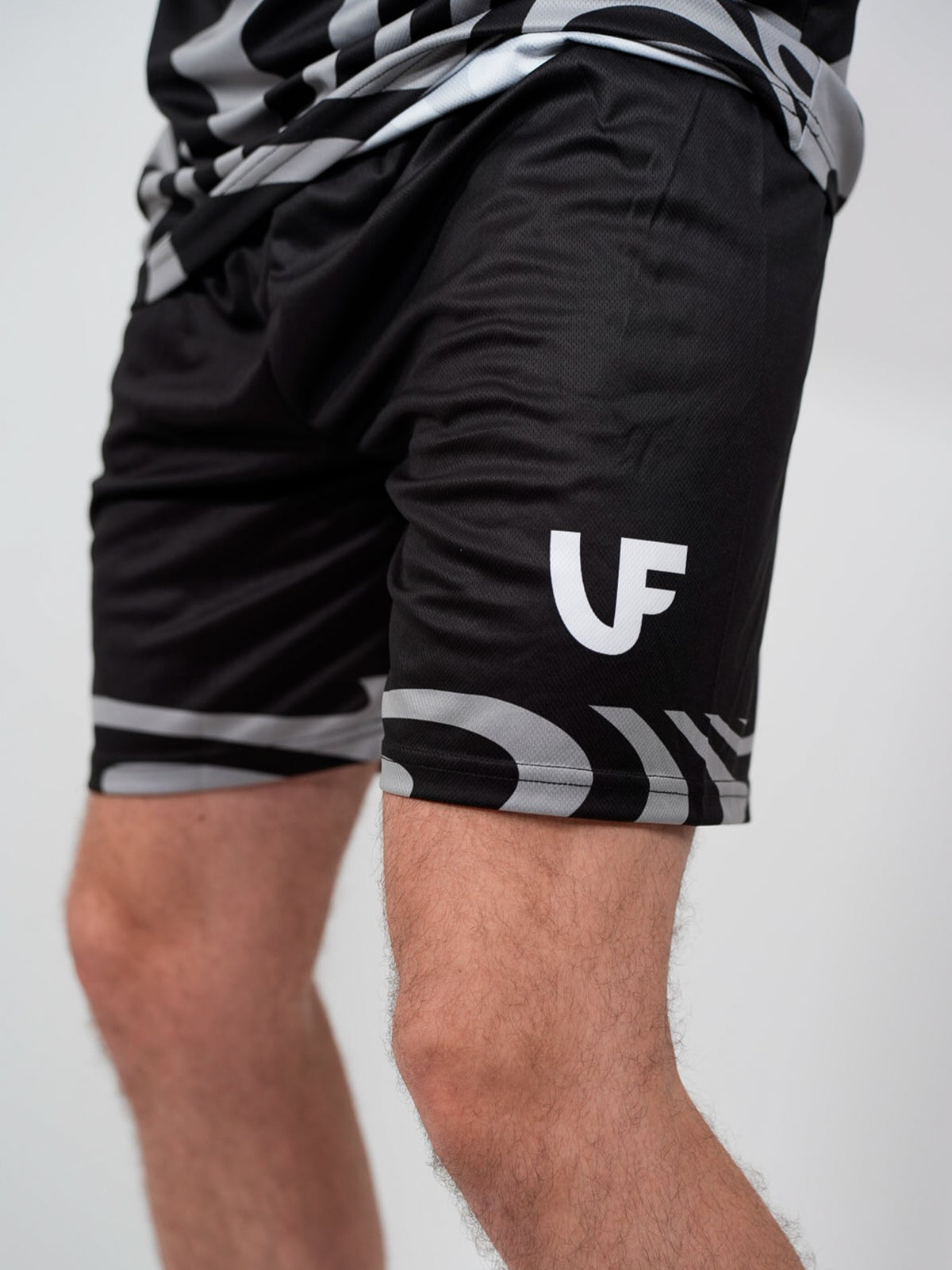 Short Sport Homme - Break The Lines
